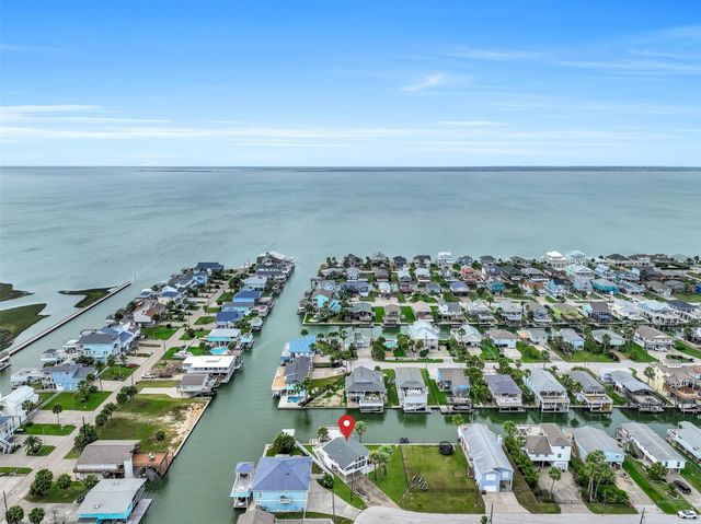 22218 Matagorda Drive, Galveston, TX 77554