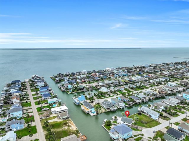 22218 Matagorda Drive, Galveston, TX 77554