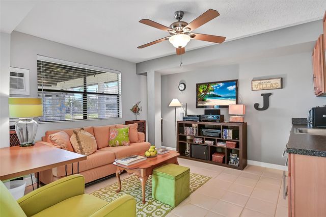 22218 Matagorda Drive, Galveston, TX 77554