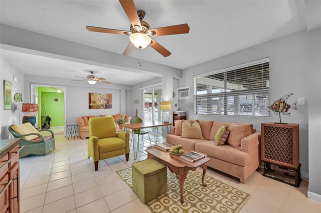 22218 Matagorda Drive, Galveston, TX 77554