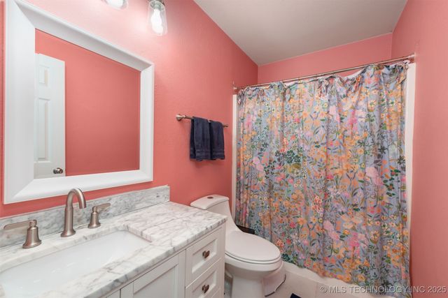 414 Yorktown Street, Wagoner, OK 74467