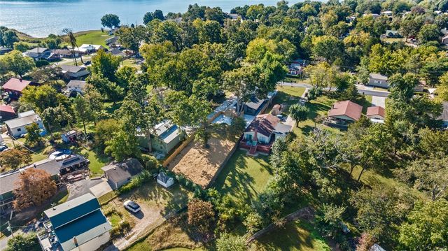 16590 Cypress Lane, Rogers, AR 72756