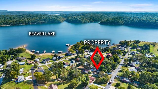 16590 Cypress Lane, Rogers, AR 72756