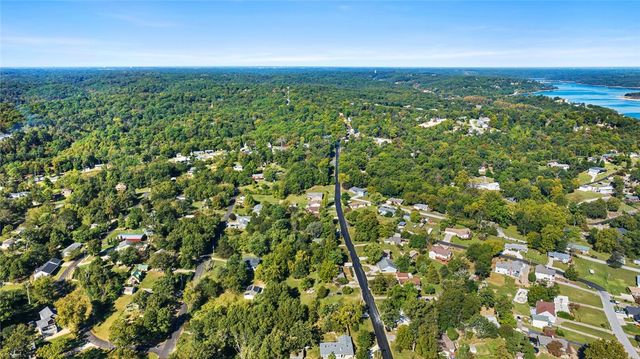 16590 Cypress Lane, Rogers, AR 72756