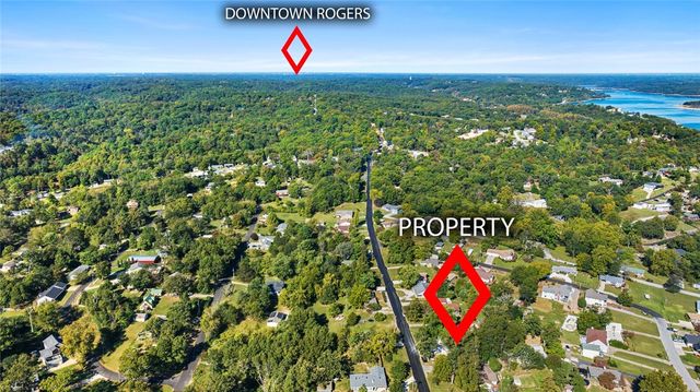 16590 Cypress Lane, Rogers, AR 72756