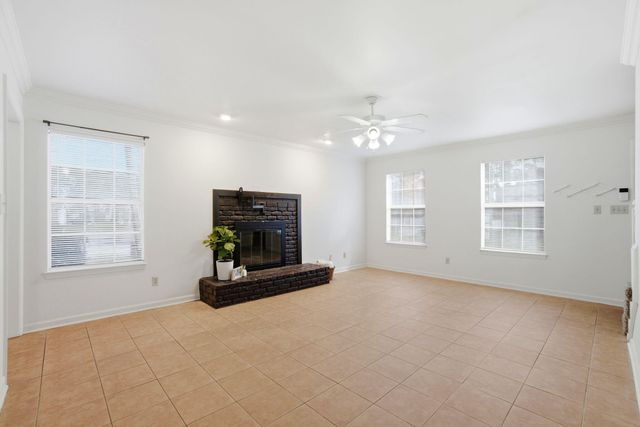 2501 Georgetown Lane, Fort Walton Beach, FL 32547