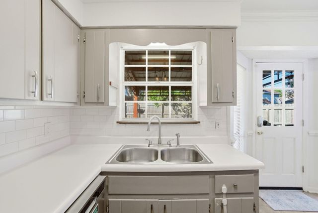 2501 Georgetown Lane, Fort Walton Beach, FL 32547