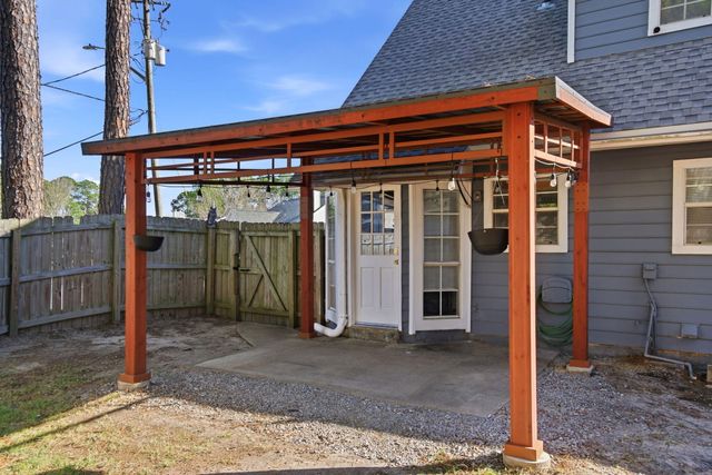 2501 Georgetown Lane, Fort Walton Beach, FL 32547