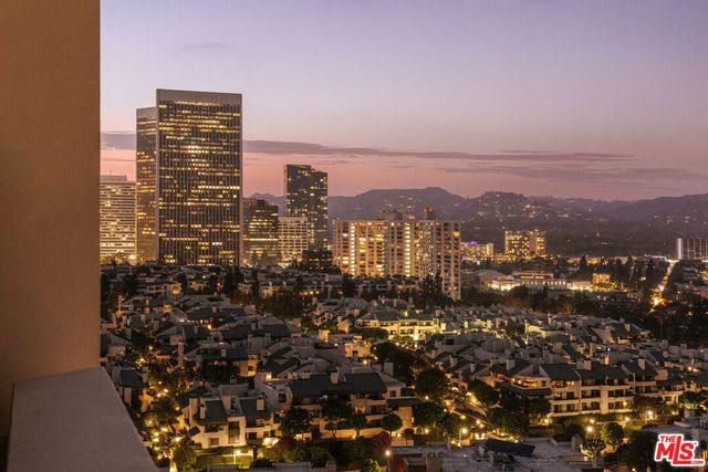 2220 Avenue Of The Stars 1914, Los Angeles, CA 90067