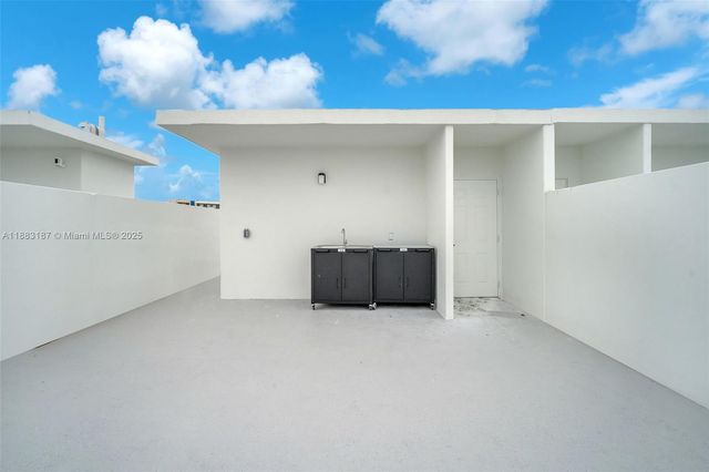 14506 SW 261st St, Homestead, FL 33032