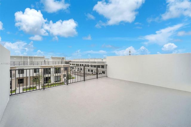 14506 SW 261st St, Homestead, FL 33032