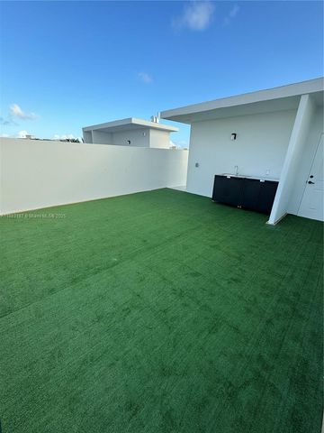 14506 SW 261st St, Homestead, FL 33032