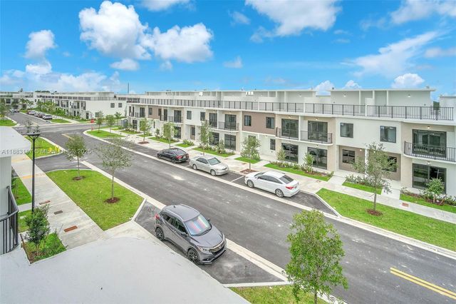 14506 SW 261st St, Homestead, FL 33032