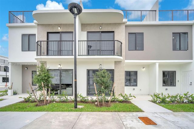 14506 SW 261st St, Homestead, FL 33032