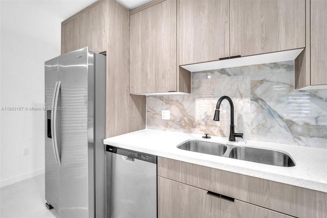 14506 SW 261st St, Homestead, FL 33032