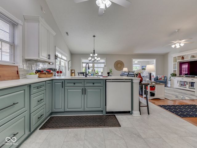 7746 Rosa Drive, Indianapolis, IN 46237