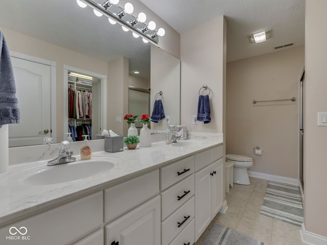 7746 Rosa Drive, Indianapolis, IN 46237