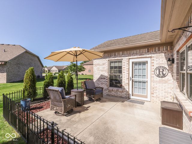7746 Rosa Drive, Indianapolis, IN 46237