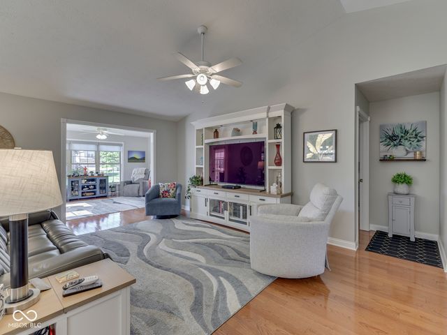 7746 Rosa Drive, Indianapolis, IN 46237