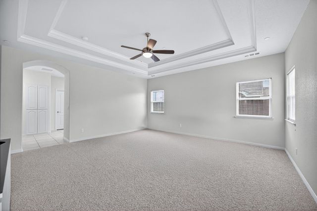 712 Parkridge Dr, Galt, CA 95632