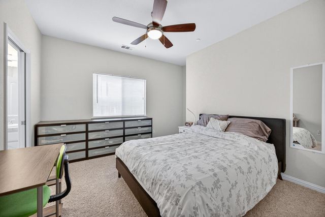 712 Parkridge Dr, Galt, CA 95632