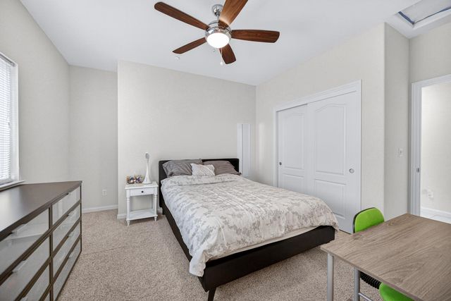 712 Parkridge Dr, Galt, CA 95632