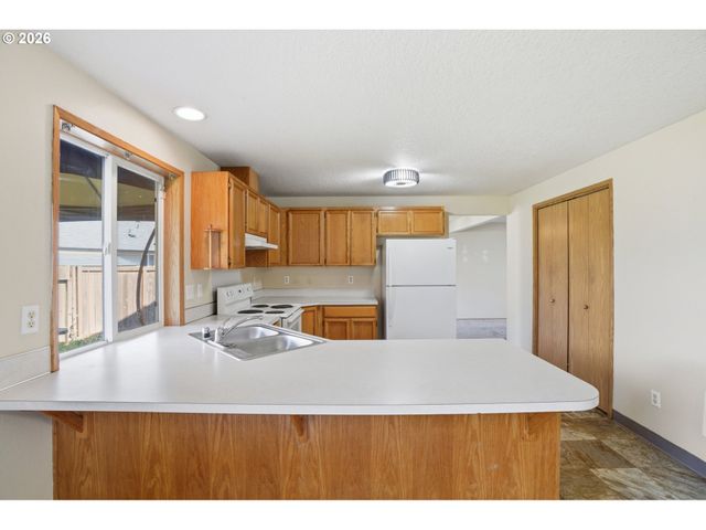 16900 Ne 22ND St, Vancouver, WA 98684