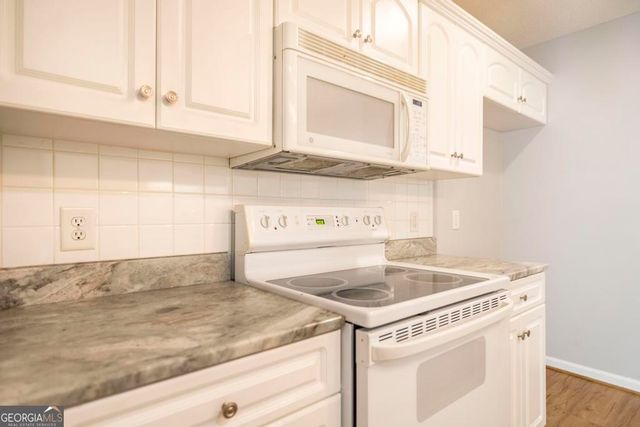 209 Mossy Ridge, Warner Robins, GA 31088