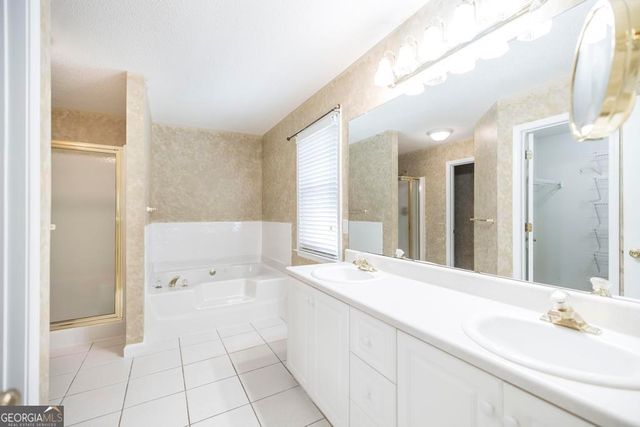 209 Mossy Ridge, Warner Robins, GA 31088