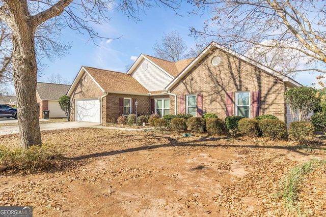 209 Mossy Ridge, Warner Robins, GA 31088