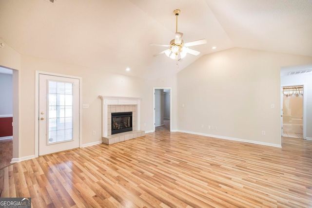 209 Mossy Ridge, Warner Robins, GA 31088