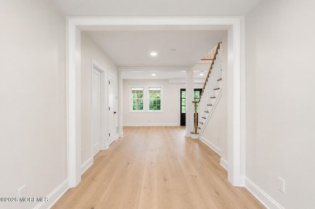 14 Coleman Lane, Titusville, NJ 08560