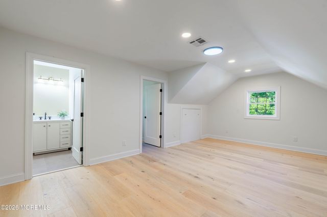 14 Coleman Lane, Titusville, NJ 08560