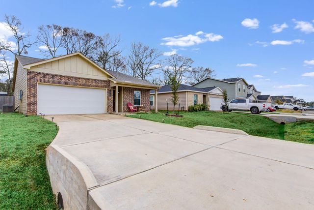 15560 Briar Forest Drive, Conroe, TX 77306