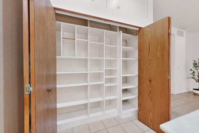 8420 N Sonoma Valley Road NE, Albuquerque, NM 87122