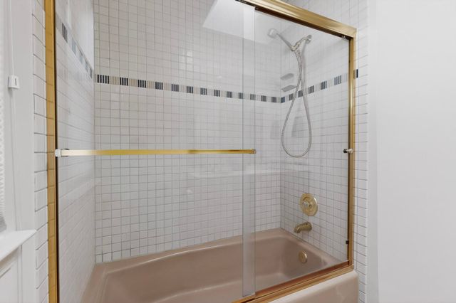 8420 N Sonoma Valley Road NE, Albuquerque, NM 87122