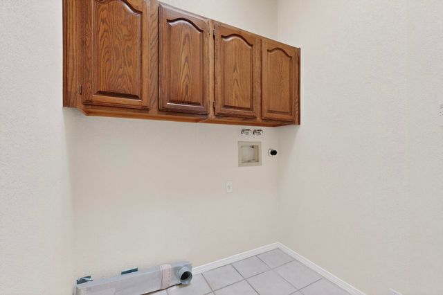 8420 N Sonoma Valley Road NE, Albuquerque, NM 87122