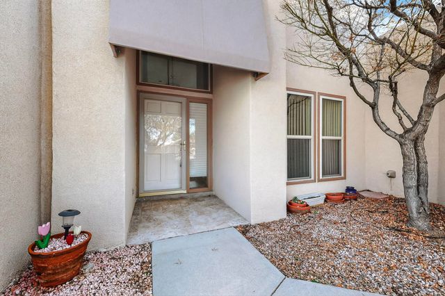 8420 N Sonoma Valley Road NE, Albuquerque, NM 87122