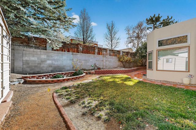 8420 N Sonoma Valley Road NE, Albuquerque, NM 87122