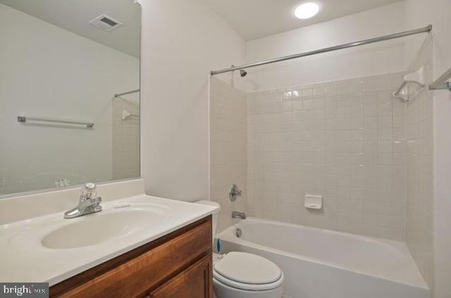 22052 DILWORTH SQ, Broadlands, VA 20148