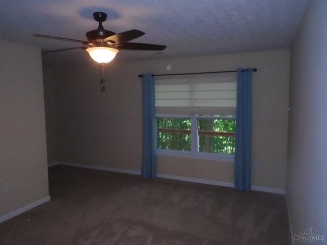 74 W Persimmon Drive, Hamilton, OH 45013