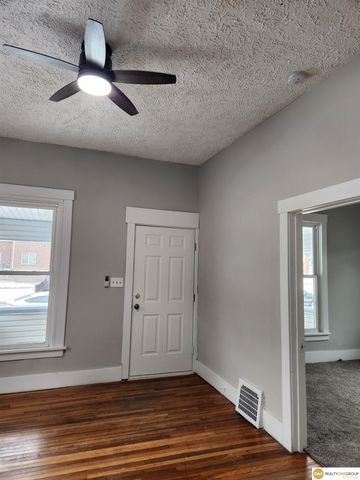 1926 G Street, Lincoln, NE 68510