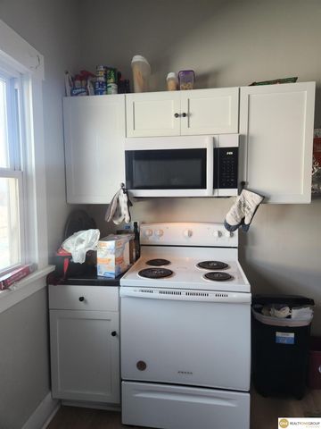 1926 G Street, Lincoln, NE 68510