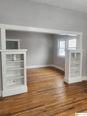 1926 G Street, Lincoln, NE 68510