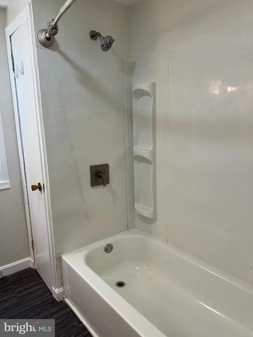 1299 PORTERS RD, Spring Grove, PA 17362