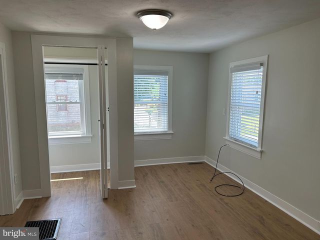 1299 PORTERS RD, Spring Grove, PA 17362