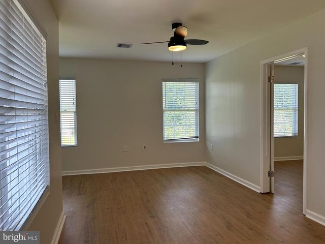 1299 PORTERS RD, Spring Grove, PA 17362