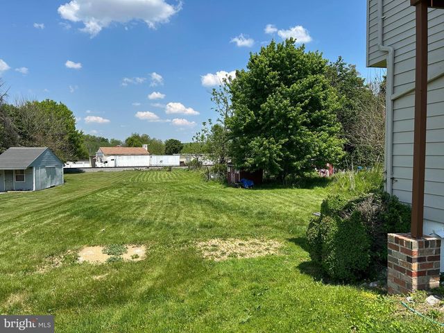 1299 PORTERS RD, Spring Grove, PA 17362