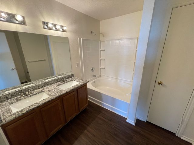 2912 Crimson Clover Drive, Lancaster, TX 75134