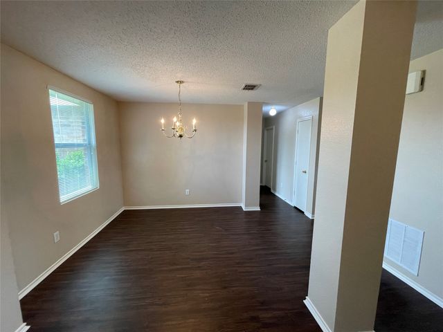 2912 Crimson Clover Drive, Lancaster, TX 75134